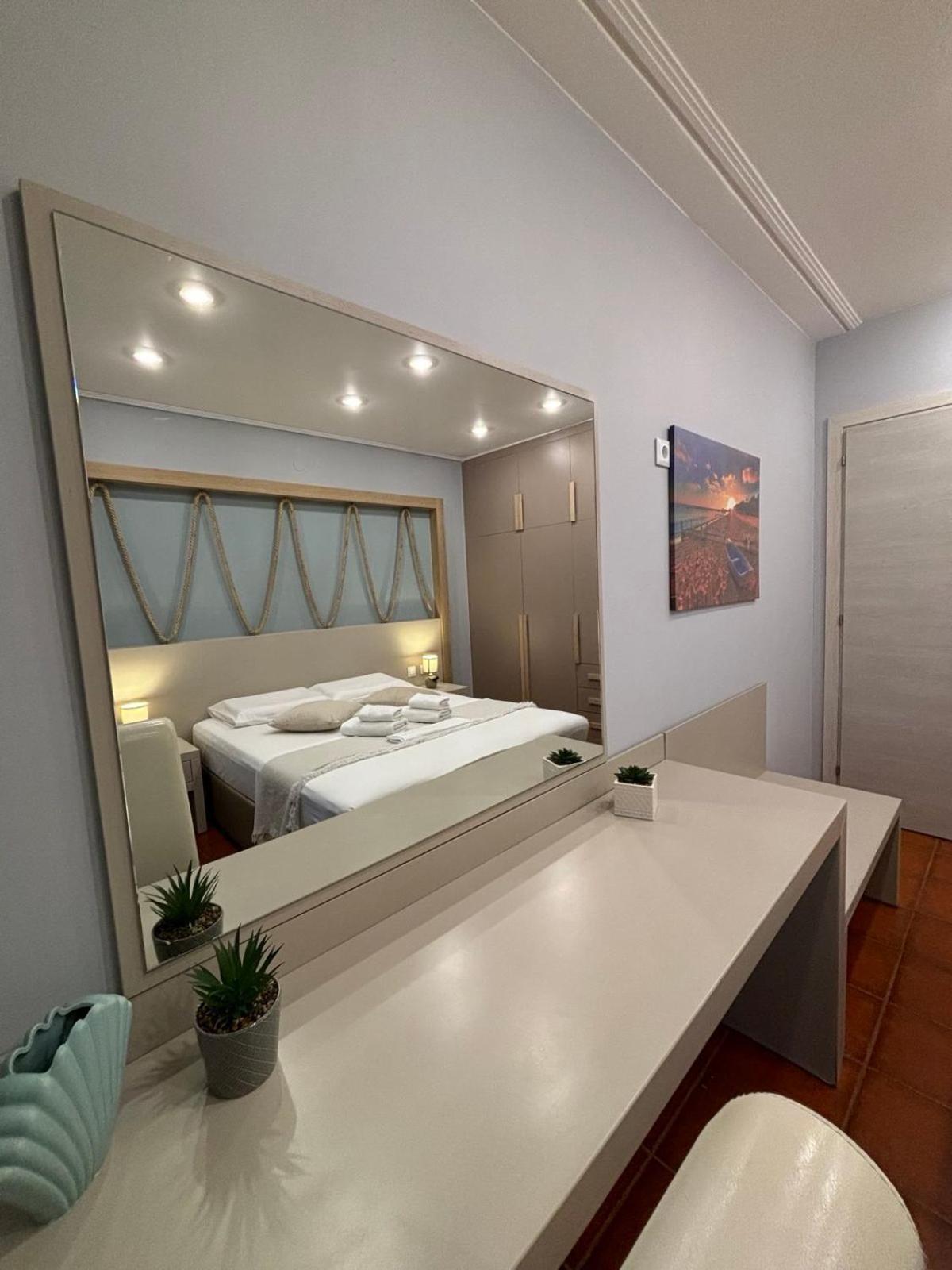 Green Suite Skiathos Eksteriør billede