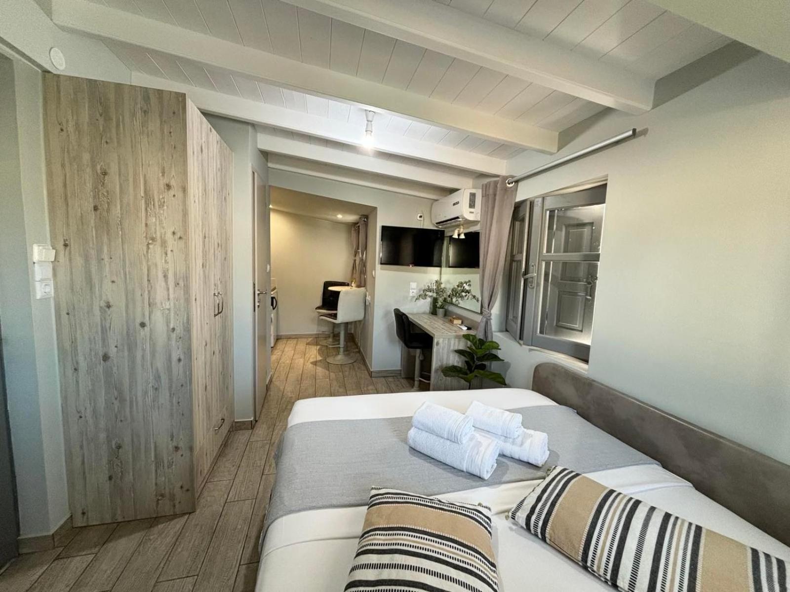 Green Suite Skiathos Eksteriør billede